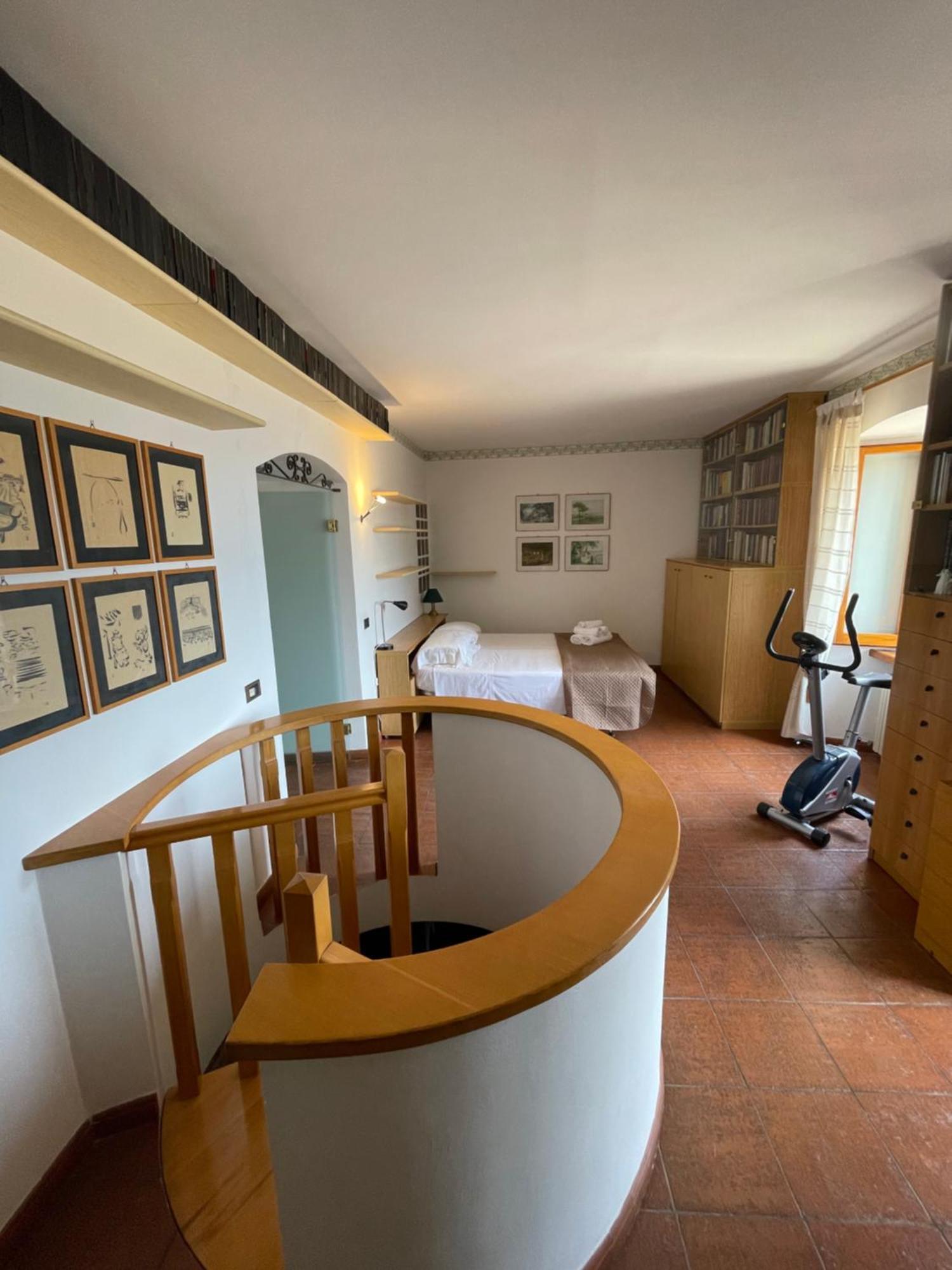 アッシジHappy House - Porta San Giacomoアパートメント エクステリア 写真