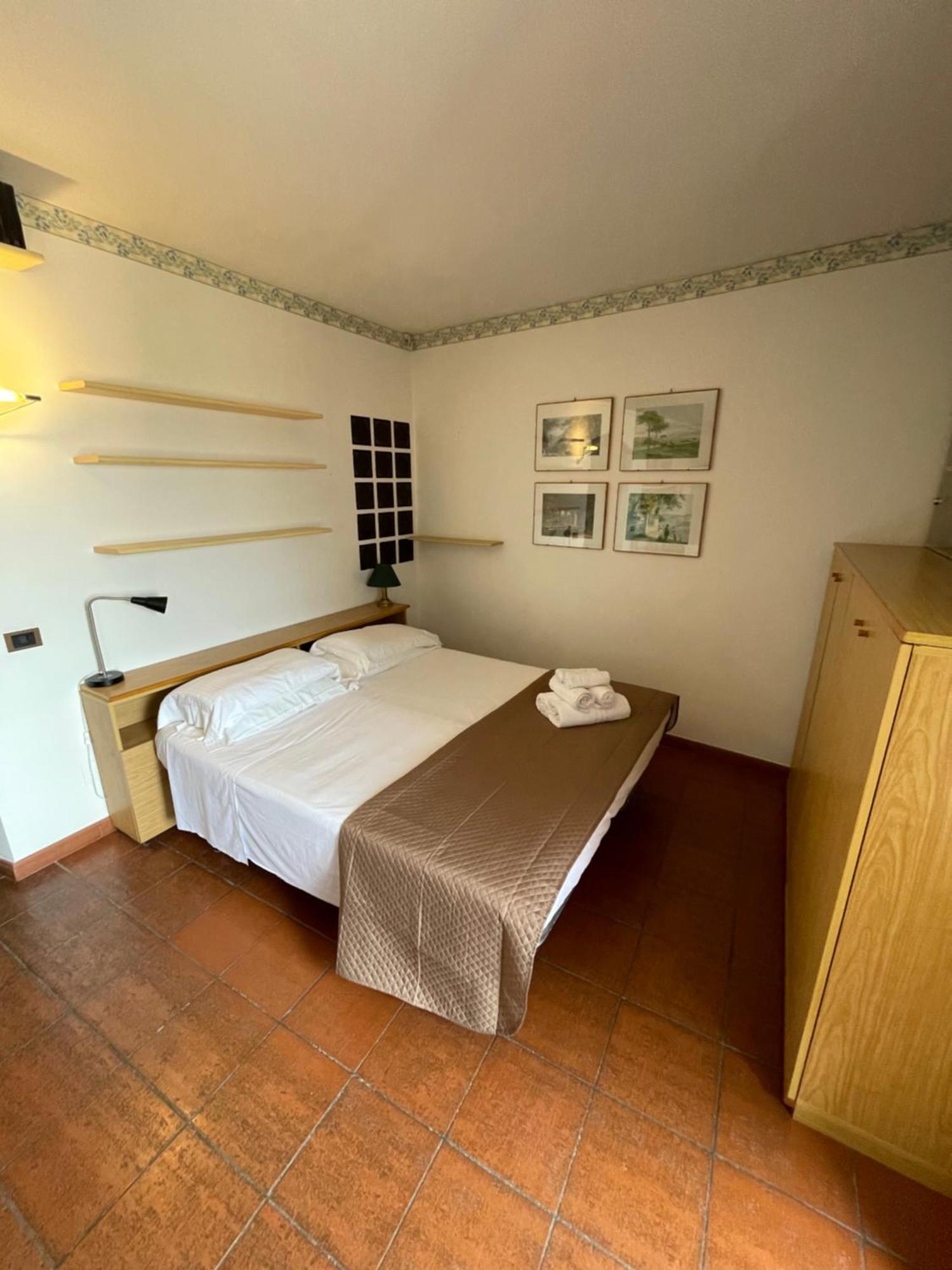 アッシジHappy House - Porta San Giacomoアパートメント エクステリア 写真