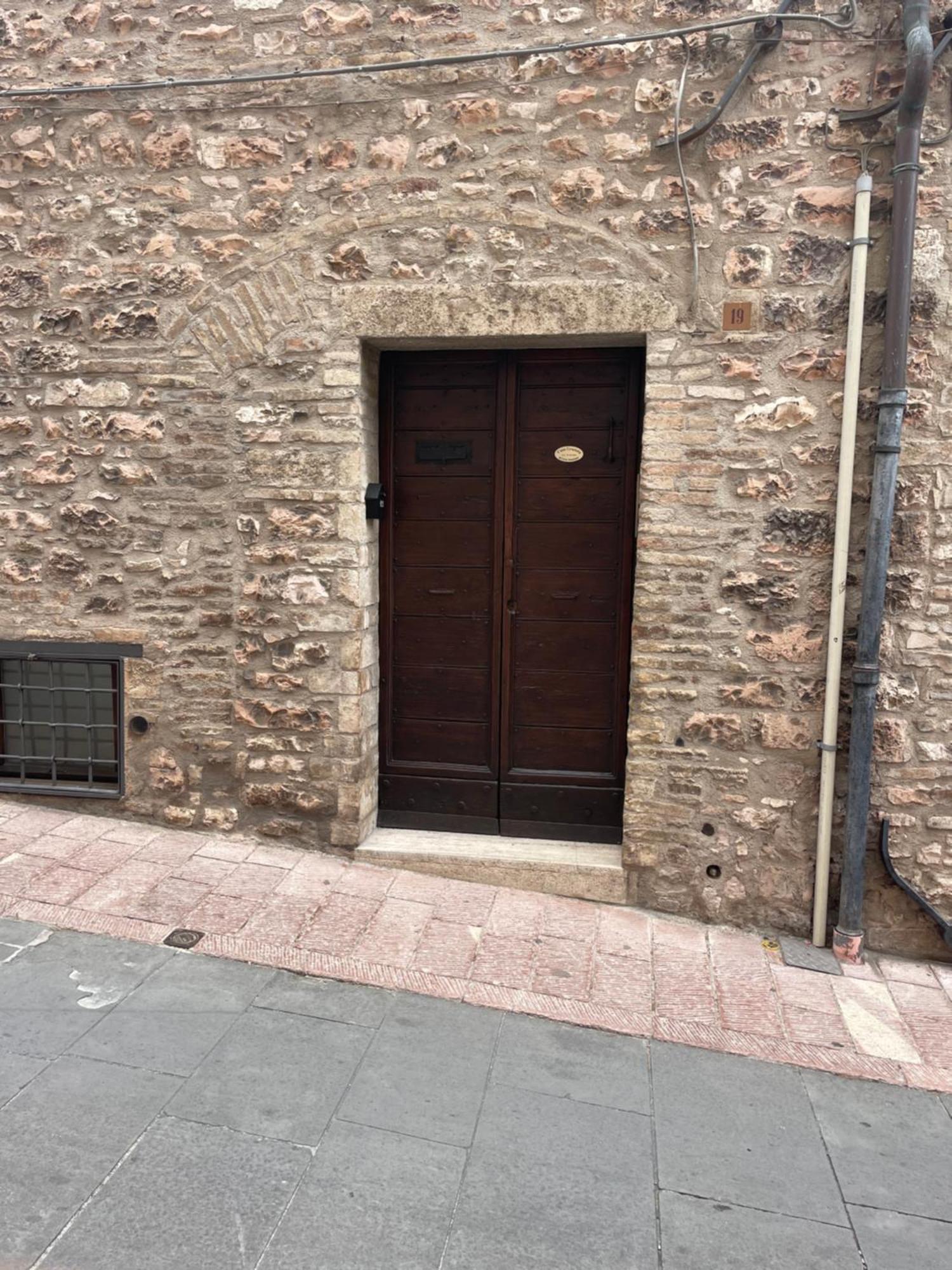 アッシジHappy House - Porta San Giacomoアパートメント エクステリア 写真